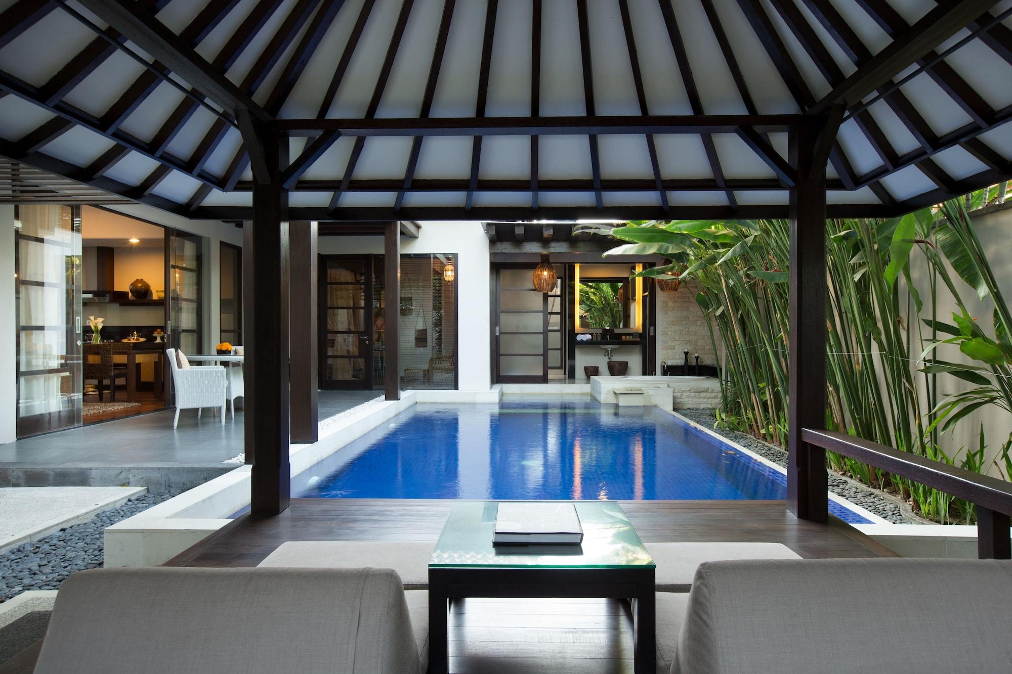 Villa Alaya Dedaun Kuta Legian Esterno foto
