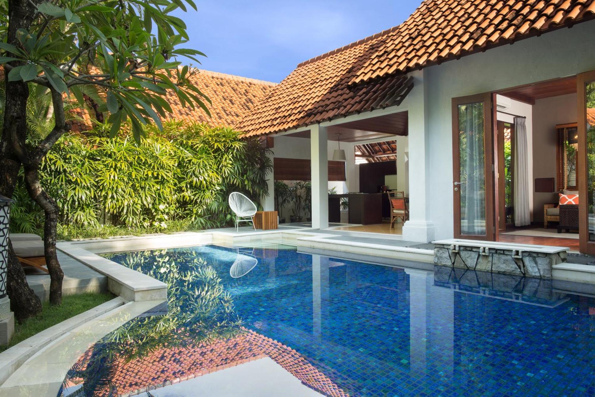 Villa Alaya Dedaun Kuta Legian Esterno foto