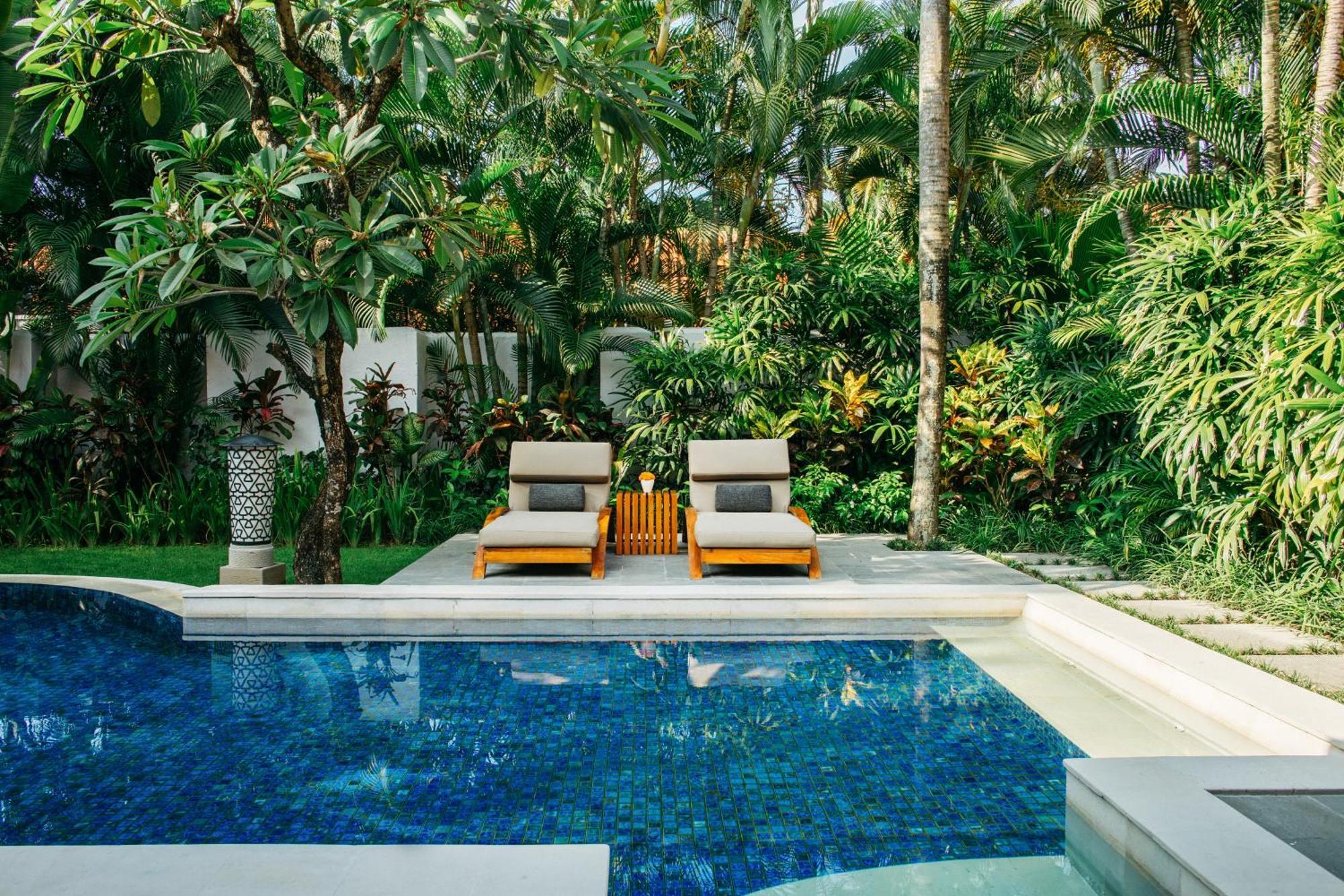 Villa Alaya Dedaun Kuta Legian Esterno foto